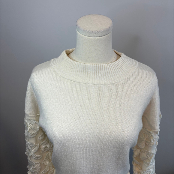 Amaryllis Women's Mock Neck Cream Wool Floral Sweater, Statement Sleeves, SZ S - Picture 2 of 9